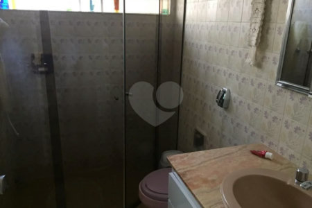 Casa à venda com 3 quartos, sendo 1 suíte, em Santana, São Paulo, SP