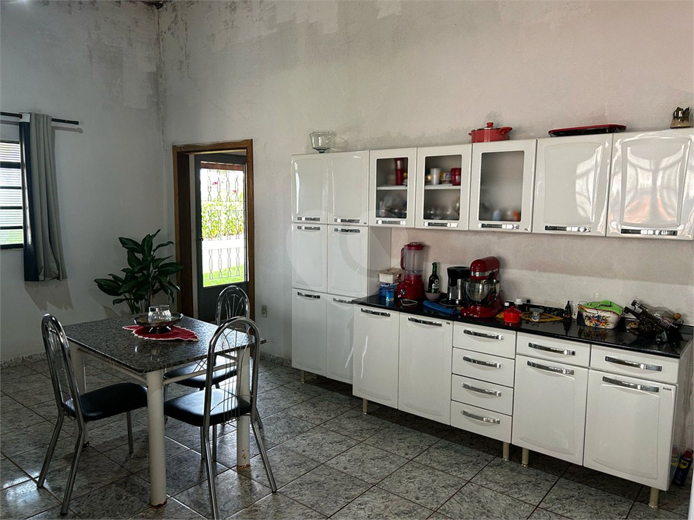 Casa à venda com 3 quartos, sendo 2 suítes, em Vila Mazzei, Itapetininga, SP