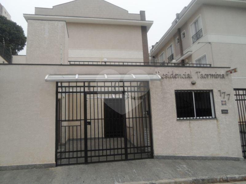 Casa à venda com 2 suítes no condomínio Residencial Taormina, São Paulo - SP