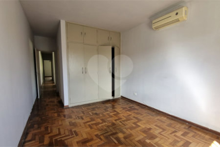 Sobrado para alugar com 3 quartos, sendo 1 suíte,  em Vila Alexandria, São Paulo, SP