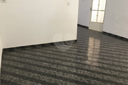 Casa à venda com 3 quartos, sendo 1 suíte, em Jardim São Paulo(zona Norte), São Paulo, SP