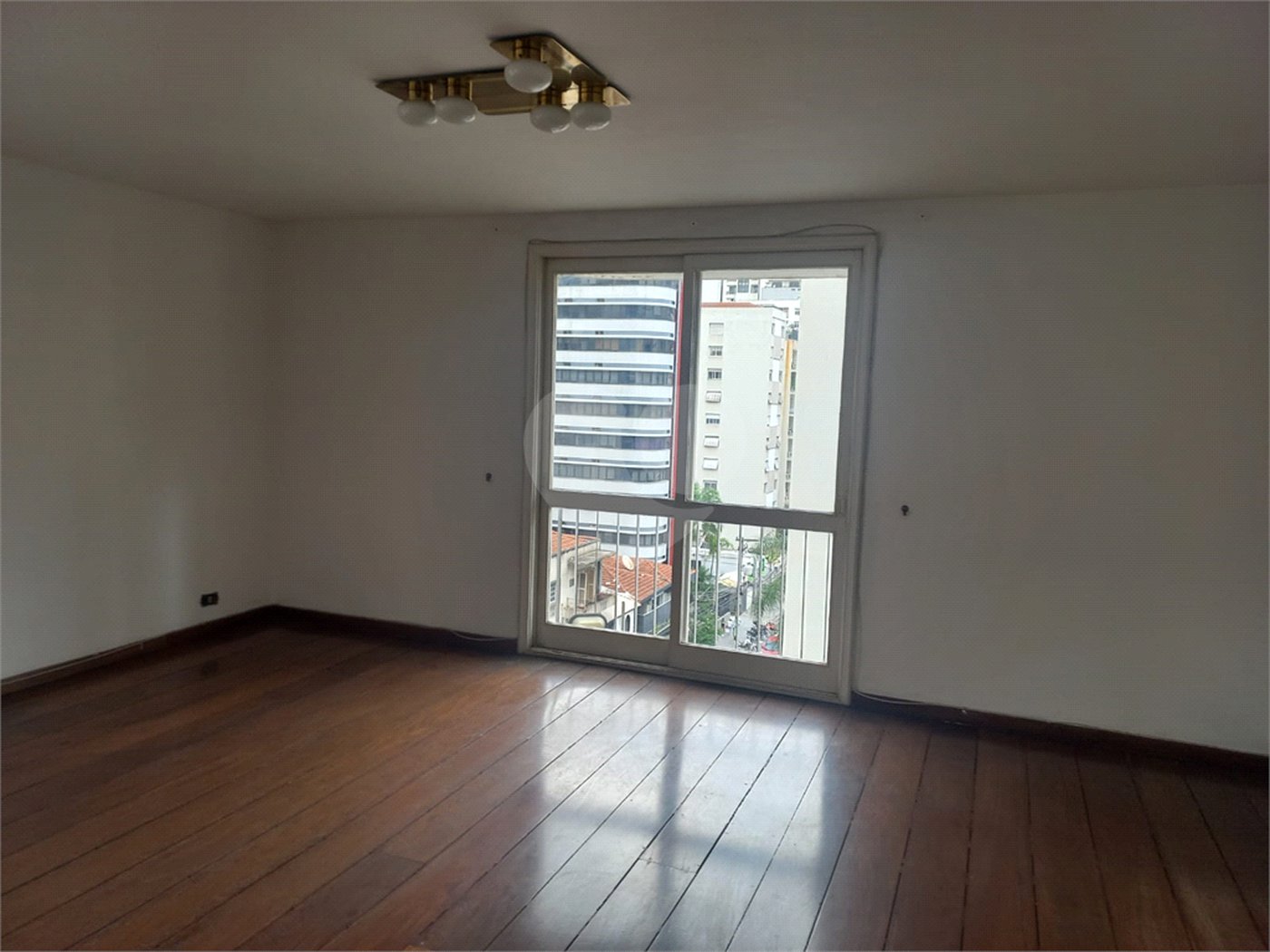 Apartamento à venda com 3 quartos, sendo 1 suíte, em Jardim Paulista, São Paulo, SP