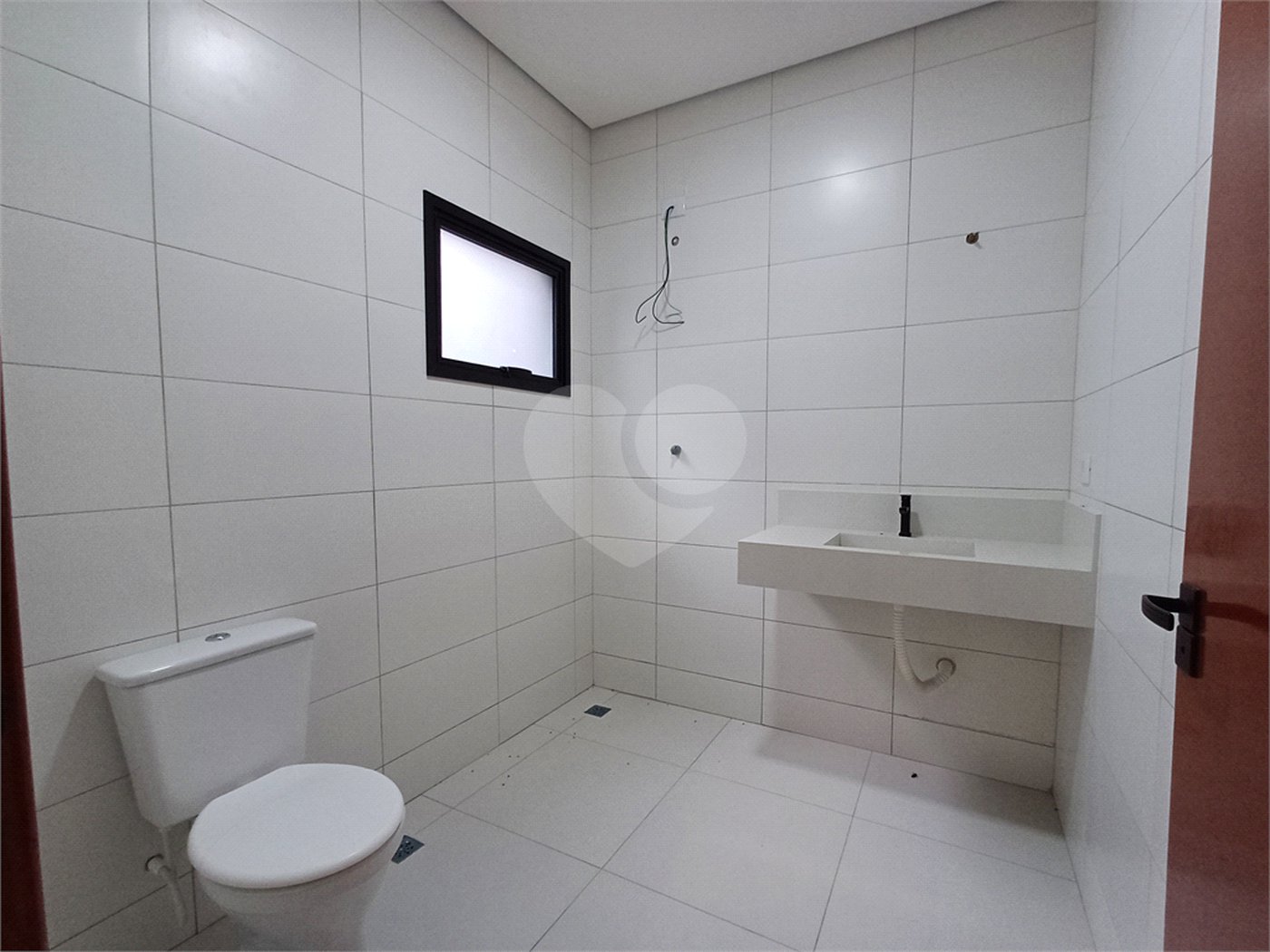 Casa à venda com 3 quartos, sendo 1 suíte,  no condomínio Ibiti Reserva, Sorocaba - SP