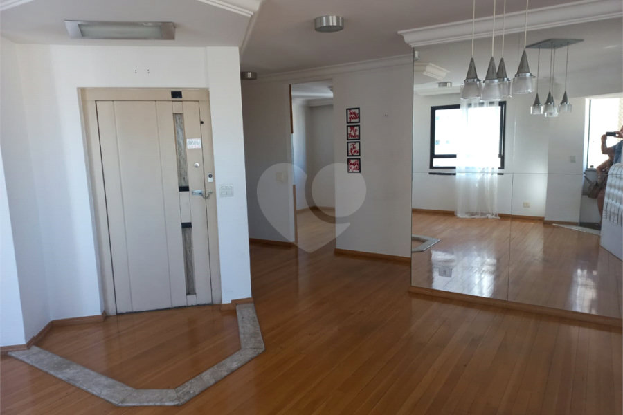Apartamento à venda com 3 quartos, sendo 2 suítes, em Santana, São Paulo, SP