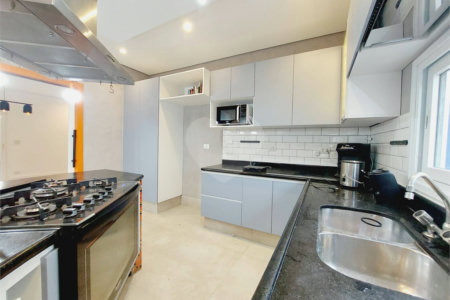 Casa à venda com 3 suítes em Lapa, São Paulo, SP