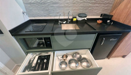 Apartamento à venda com 1 quarto em Indianópolis, São Paulo, SP