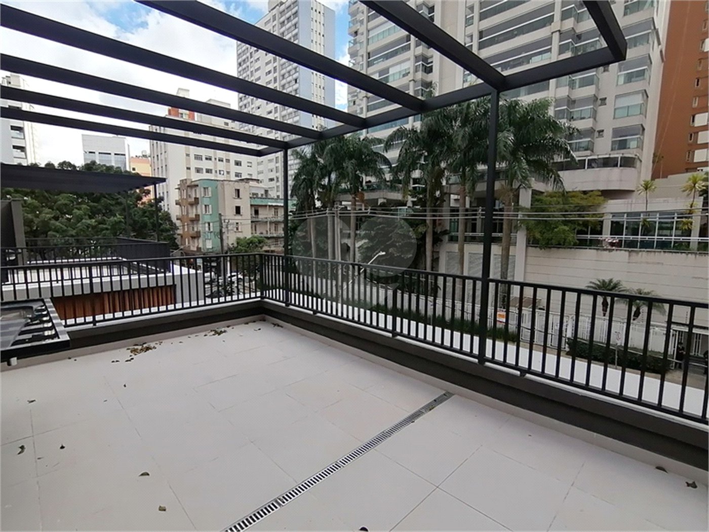 Casa à venda ou para alugar com 3 quartos, sendo 1 suíte,  no condomínio Cube Tutóia, São Paulo - SP
