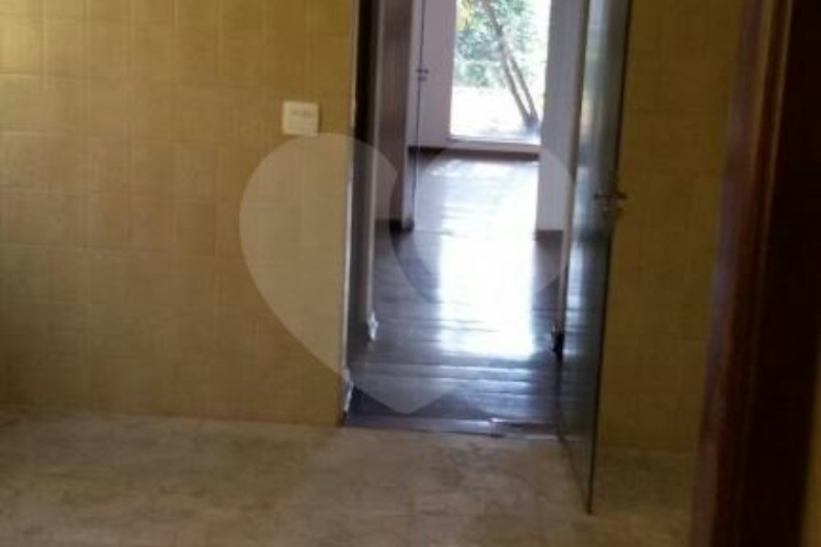 Casa à venda com 3 suítes em Vila Albertina, São Paulo, SP