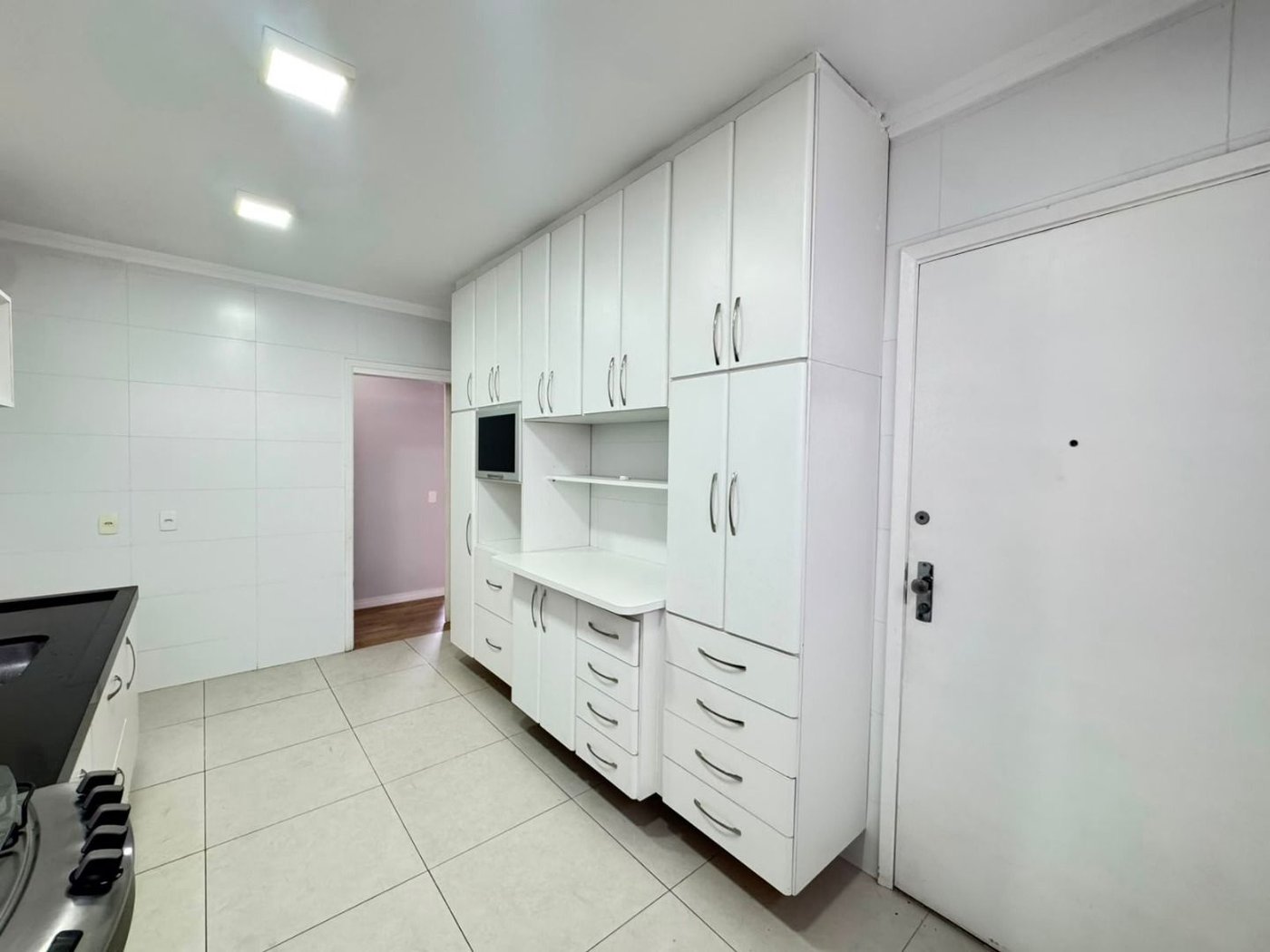 Apartamento com 2 dormitórios para alugar, 113 m² por R$ 5.900,02/mês - Gonzaga - Santos/SP