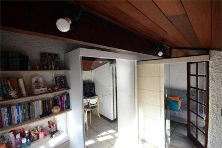 Casa à venda com 5 quartos, sendo 1 suíte, no condomínio Vivendas, Rio de Janeiro - RJ