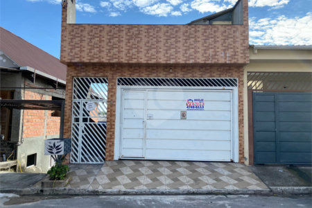 Casa à venda com 2 quartos, sendo 1 suíte, em Jardim Santa Inês, Suzano, SP