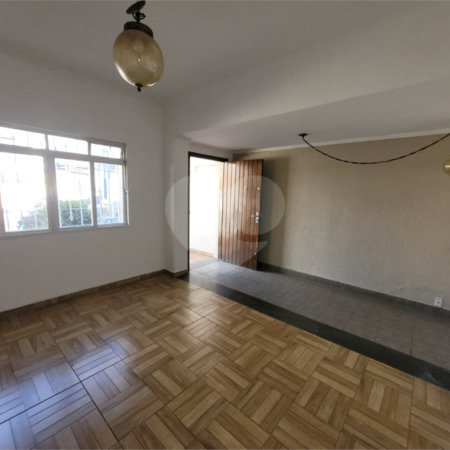 Casa à venda com 3 quartos em Parque da Lapa, São Paulo, SP
