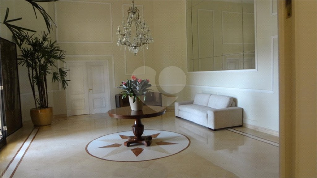 Apartamento à venda com 4 suítes em Jardim Fonte do Morumbi, São Paulo, SP