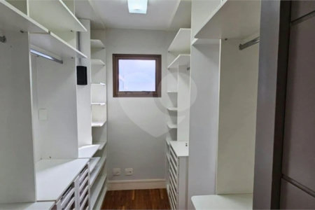 Apartamento à venda com 4 quartos, sendo 3 suítes, em Jardim Paulista, São Paulo, SP