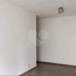 Apartamento com 50m², 2 dormitórios, 1 vaga, à venda na Vila Mariana.