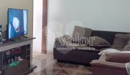 Casa à venda com 3 quartos, sendo 1 suíte,  em Jardim Medeiros, São Carlos, SP