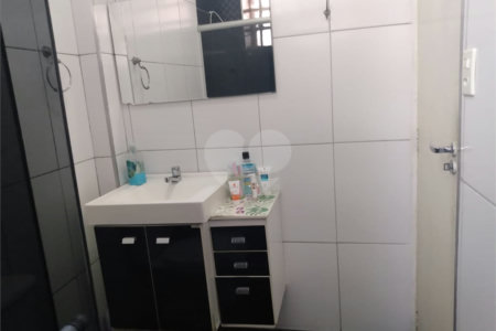Apartamento 1 dorm, sala, cozinha, banheiro a venda no Centro