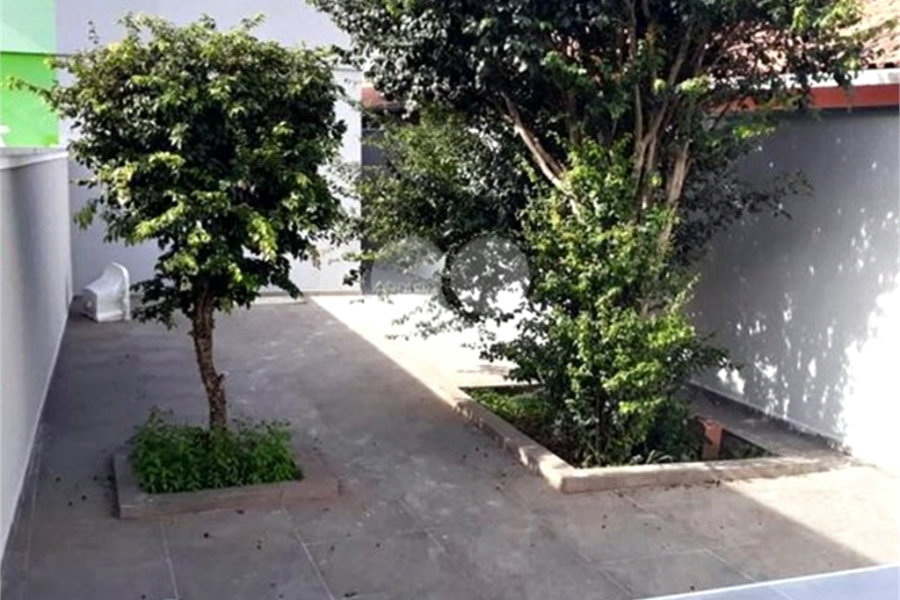 Sobrado à venda com 4 quartos, sendo 3 suítes,  em Tremembé, São Paulo, SP