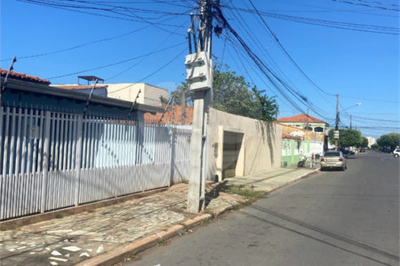 Casa à venda com 3 quartos, sendo 1 suíte, em Morada da Serra, Cuiabá, MT