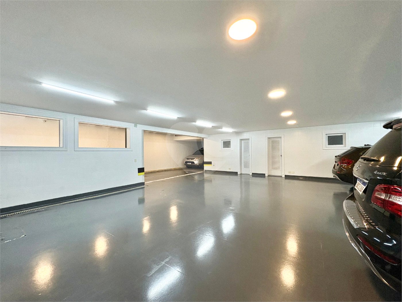 Casa à venda com 5 quartos, sendo 4 suítes, no condomínio Pignatari, São Paulo - SP