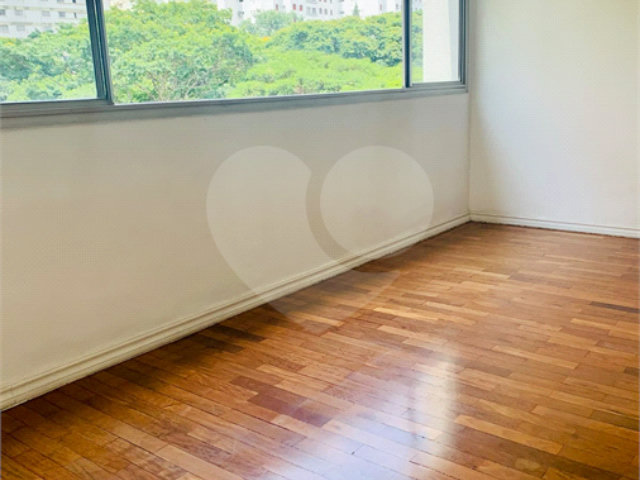 Apartamento à venda com 3 quartos, sendo 1 suíte,  em Santana, São Paulo, SP