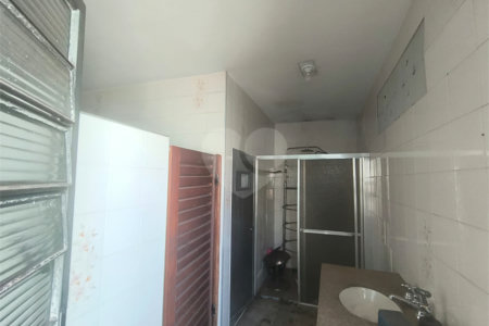 Casa à venda com 3 quartos, sendo 1 suíte, em Vila Santana, Araraquara, SP