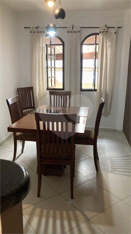 Casa à venda com 3 quartos em Jardim Santa Mena, Guarulhos, SP