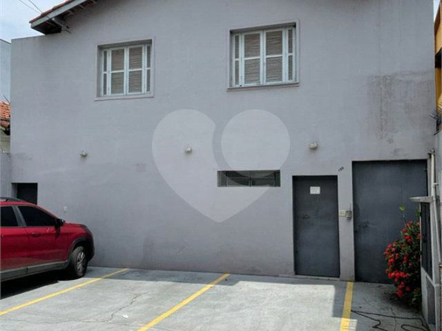 Casa à venda ou para alugar com 8 quartos em Chácara Santo Antônio, São Paulo, SP