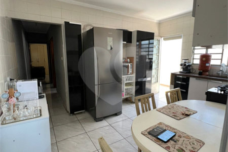 Casa à venda com 2 quartos, sendo 9 suítes, em Salto de São José, Salto, SP