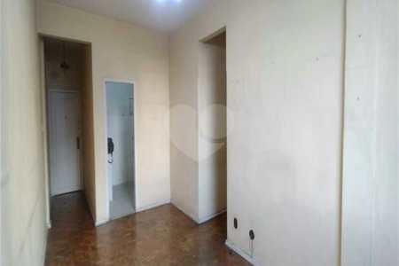 Apartamento à venda com 2 quartos em Praça da Bandeira, Rio de Janeiro, RJ