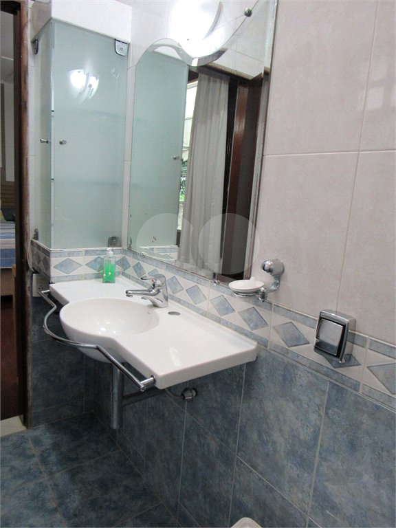 Sobrado à venda com 4 quartos, sendo 2 suítes, em Tremembé, São Paulo, SP