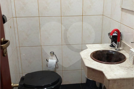 Casa à venda com 3 quartos, sendo 2 suítes, no condomínio Vinhas da Vista Alegre - Lado Sede, Vinhedo - SP
