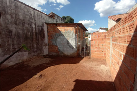 Casa à venda com 2 quartos em Retiro Santana, Itapetininga, SP
