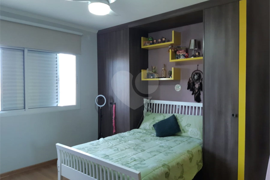 Sobrado à venda com 3 quartos, sendo 1 suíte, em Vila Romero, São Paulo, SP
