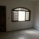 Sobrado à venda com 3 quartos, sendo 2 suítes,  em Jardim Monte Kemel, São Paulo, SP
