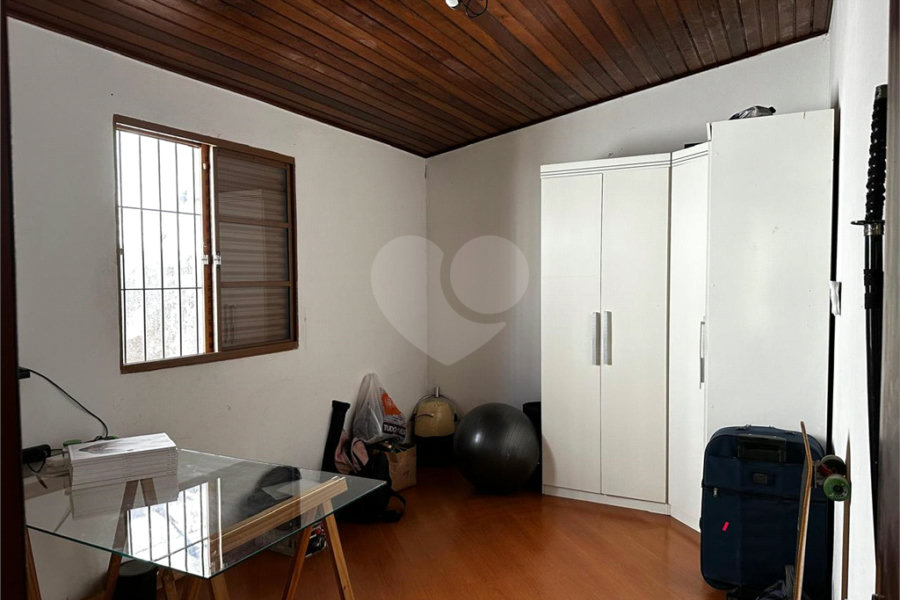 Casa à venda com 3 quartos, sendo 1 suíte, em Planalto Paulista, São Paulo, SP