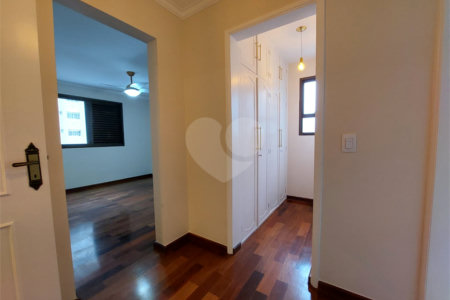 Apartamento à venda com 3 quartos, sendo 1 suíte, em Sumaré, São Paulo, SP