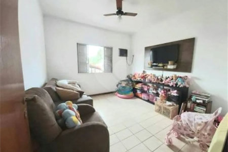 Casa à venda com 3 quartos, sendo 1 suíte, no Centro, Vinhedo, SP