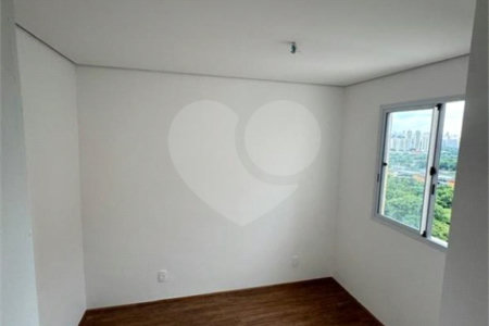Apartamento à venda com 2 quartos em Parque Industrial Tomas Edson, São Paulo, SP
