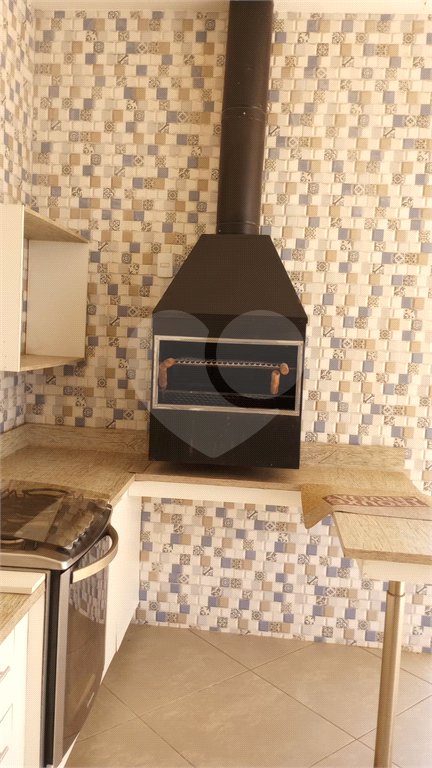Casa à venda com 3 suítes no condomínio Picollo, Louveira - SP