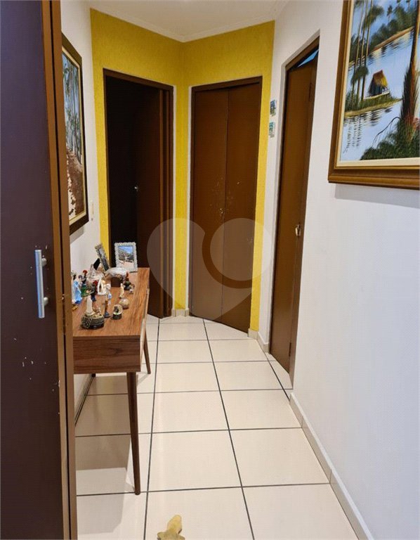 Apartamento à venda com 3 quartos, sendo 1 suíte, em Parque Santana, Mogi das Cruzes, SP