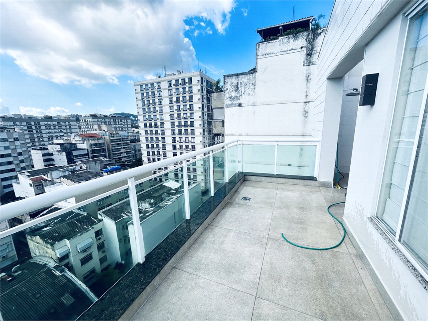 Cobertura à venda com 3 quartos, sendo 1 suíte, em Tijuca, Rio de Janeiro, RJ