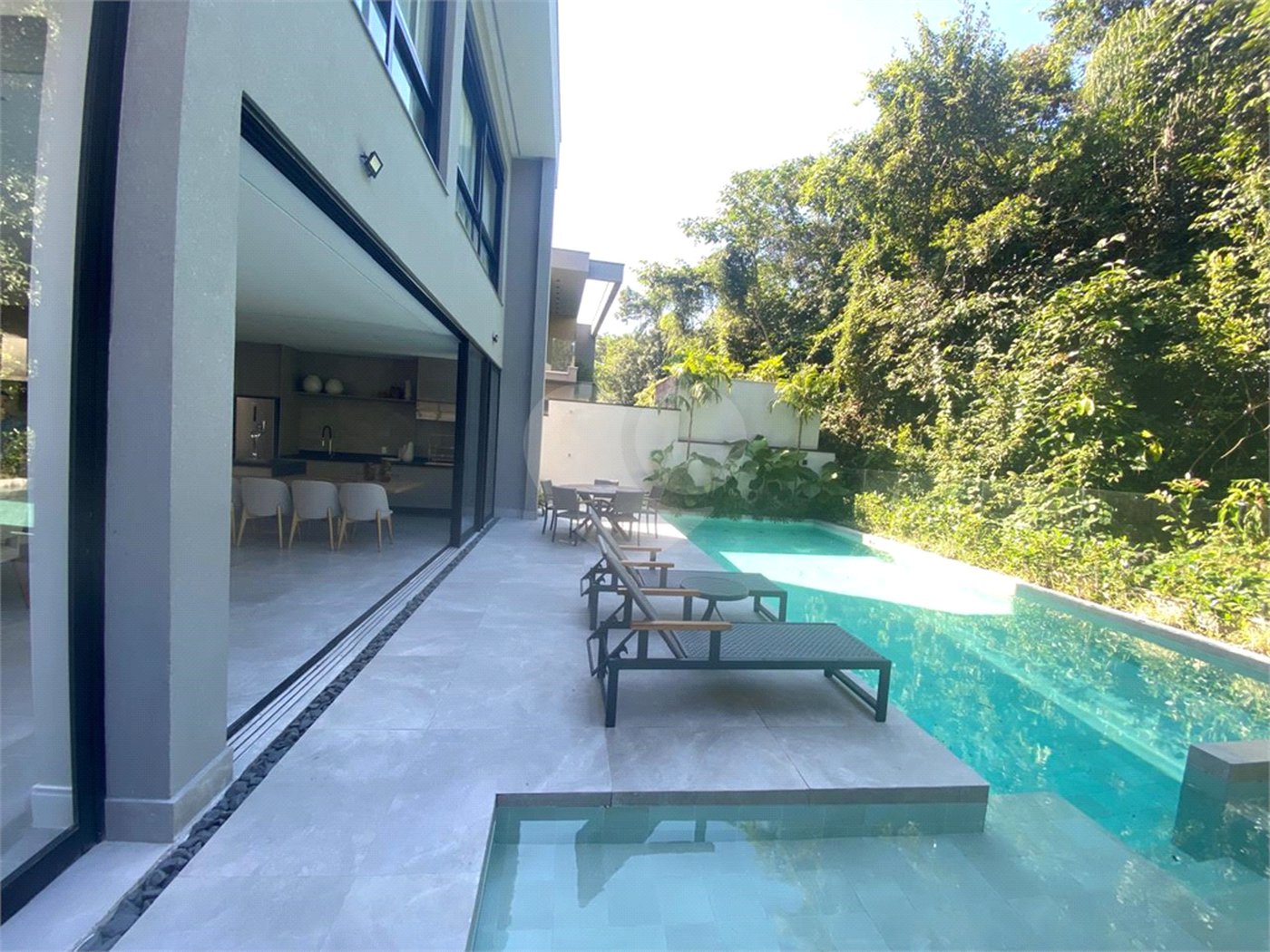 Duplex à venda com 6 suítes em Riviera, Bertioga, SP