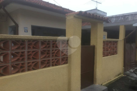 Casa à venda com 4 quartos, sendo 1 suíte, em Vila Vitório Mazzei, São Paulo, SP