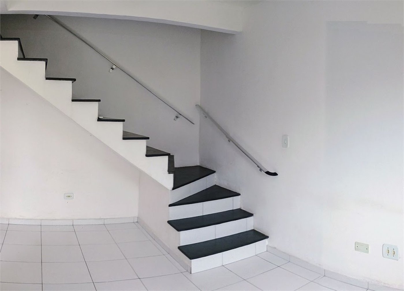 Casa Residencial à venda, Parque Continental, São Vicente - CA0416.
