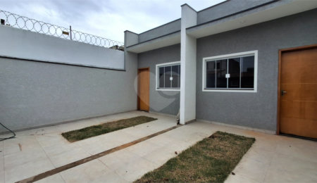 Casa de Vila à venda com 2 quartos em Jardim Santa Marta, Sorocaba, SP
