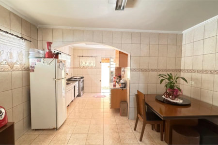Chácara à venda com 3 quartos, sendo 1 suíte, em Vila São Pedro, Suzano, SP