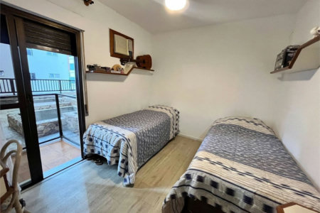Apartamento com 2 Quartos e 2 Vagas à Venda em Pitangueiras – Guarujá/SP