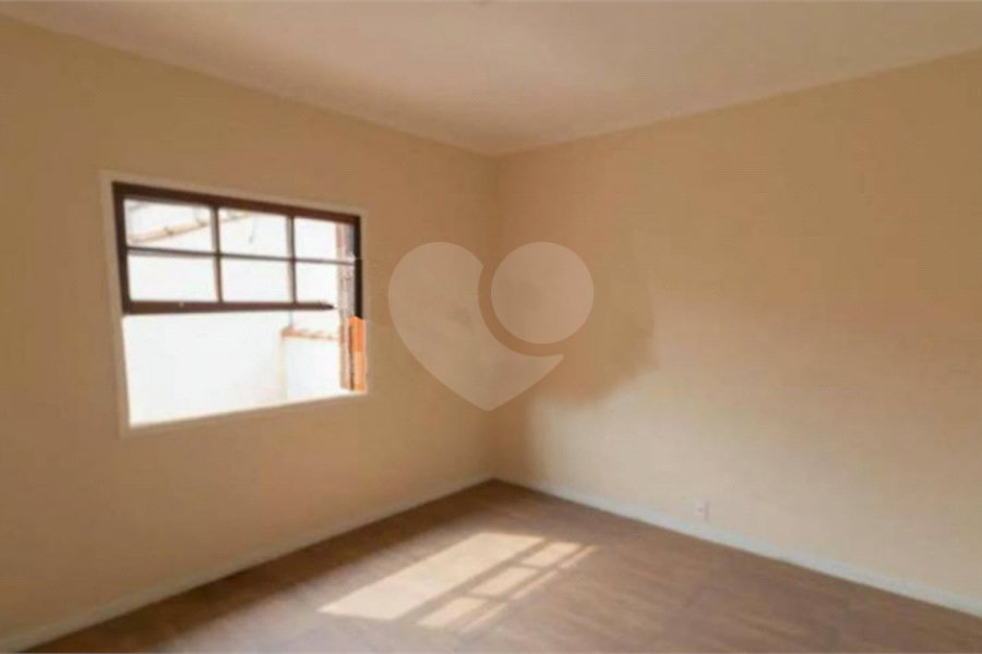 Sobrado à venda com 4 quartos em Parada Inglesa, São Paulo, SP