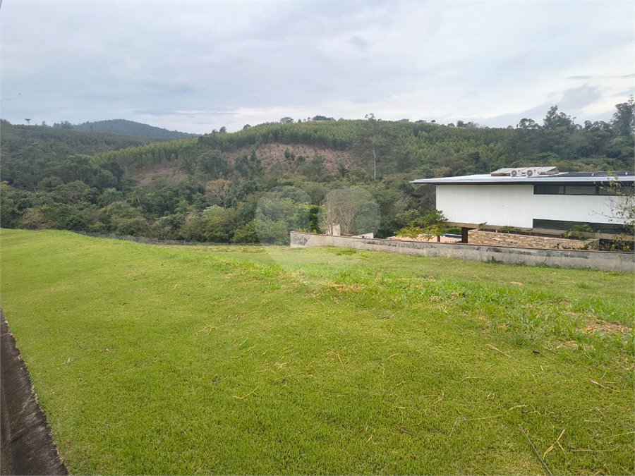 Terreno à venda no condomínio Residencial Campo de Toscana, Vinhedo - SP